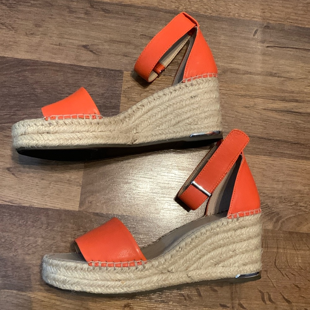 Super cute espadrille wedge! Franco Sarto brand